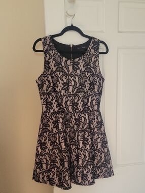 Heartsoul Sleeveless Black Lace-Overlay Nude Fit & Flare Dress In Size Large